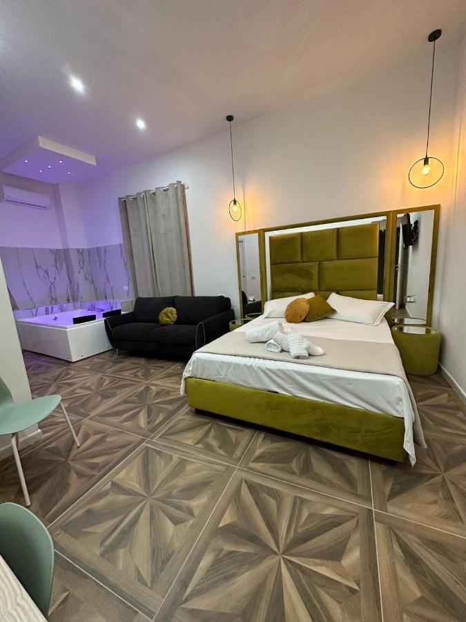 San Ferdinando Suite Room Naples Exterior photo
