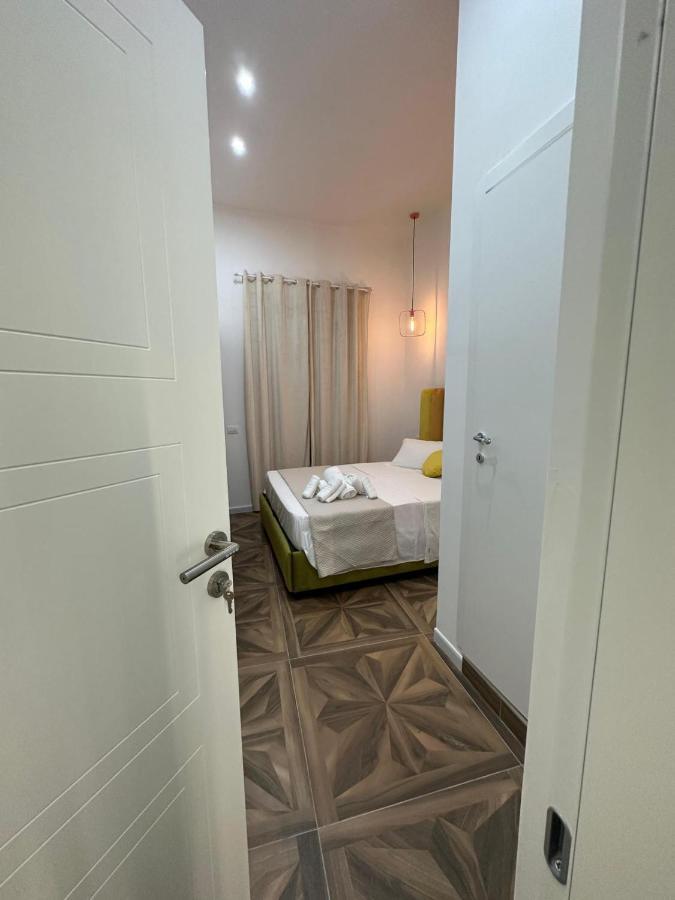 San Ferdinando Suite Room Naples Exterior photo